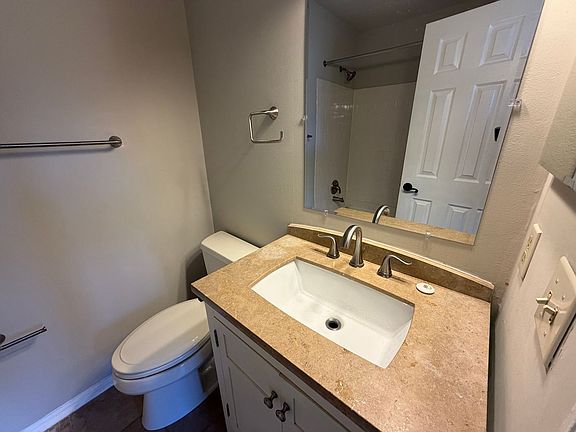 3rd image of 4909 Bunclody Ct