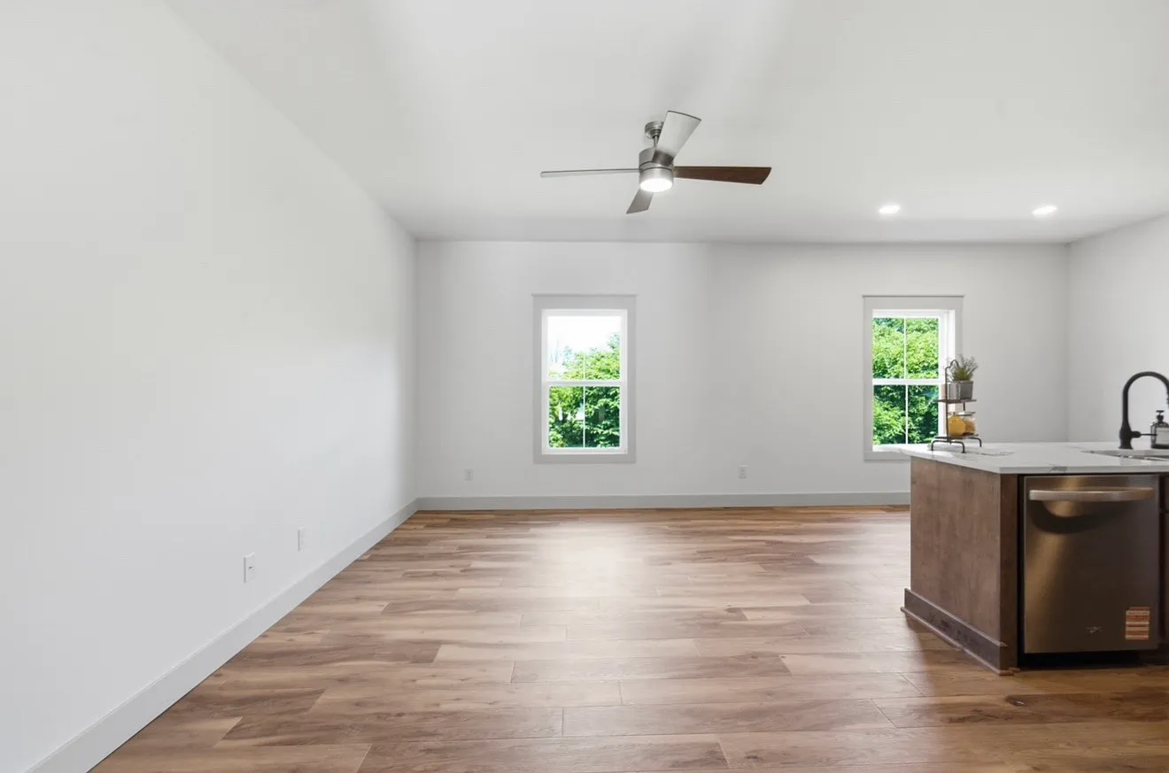 155 Dedman St — Photo 4