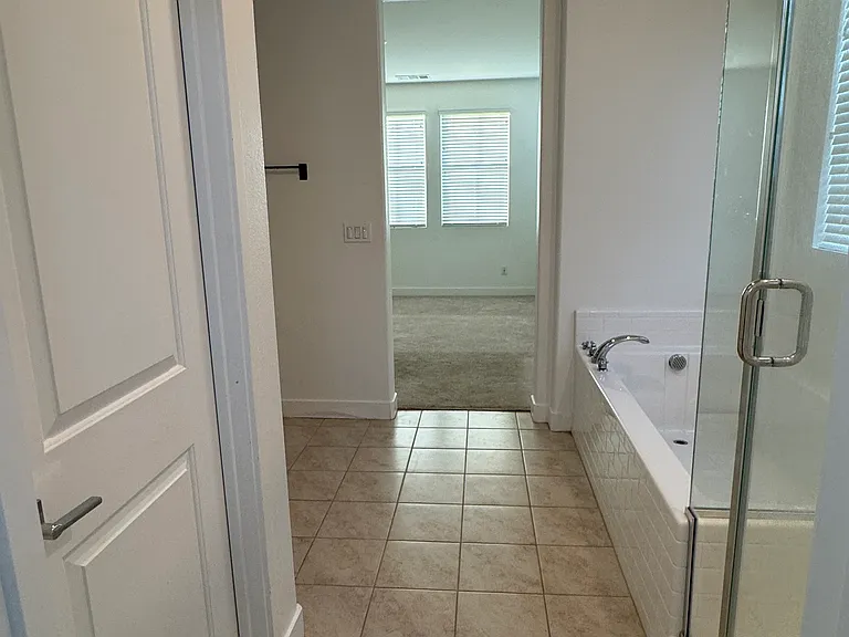 41174 Northwestern St — Photo 34