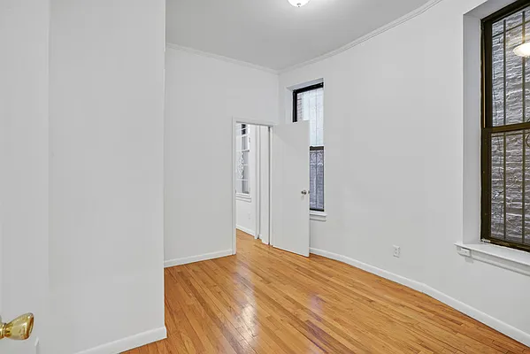 Rented by Cooper & Cooper Real Estate | media 6