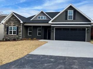 2556 High Meadow Dr, Asheboro, NC 27205