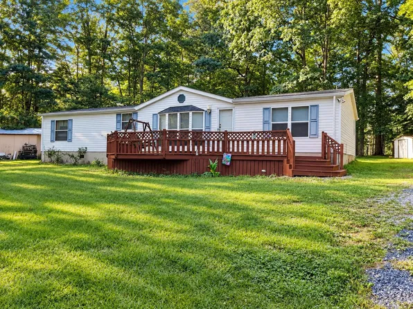 17187 Runions Creek Rd, Broadway, VA 22815