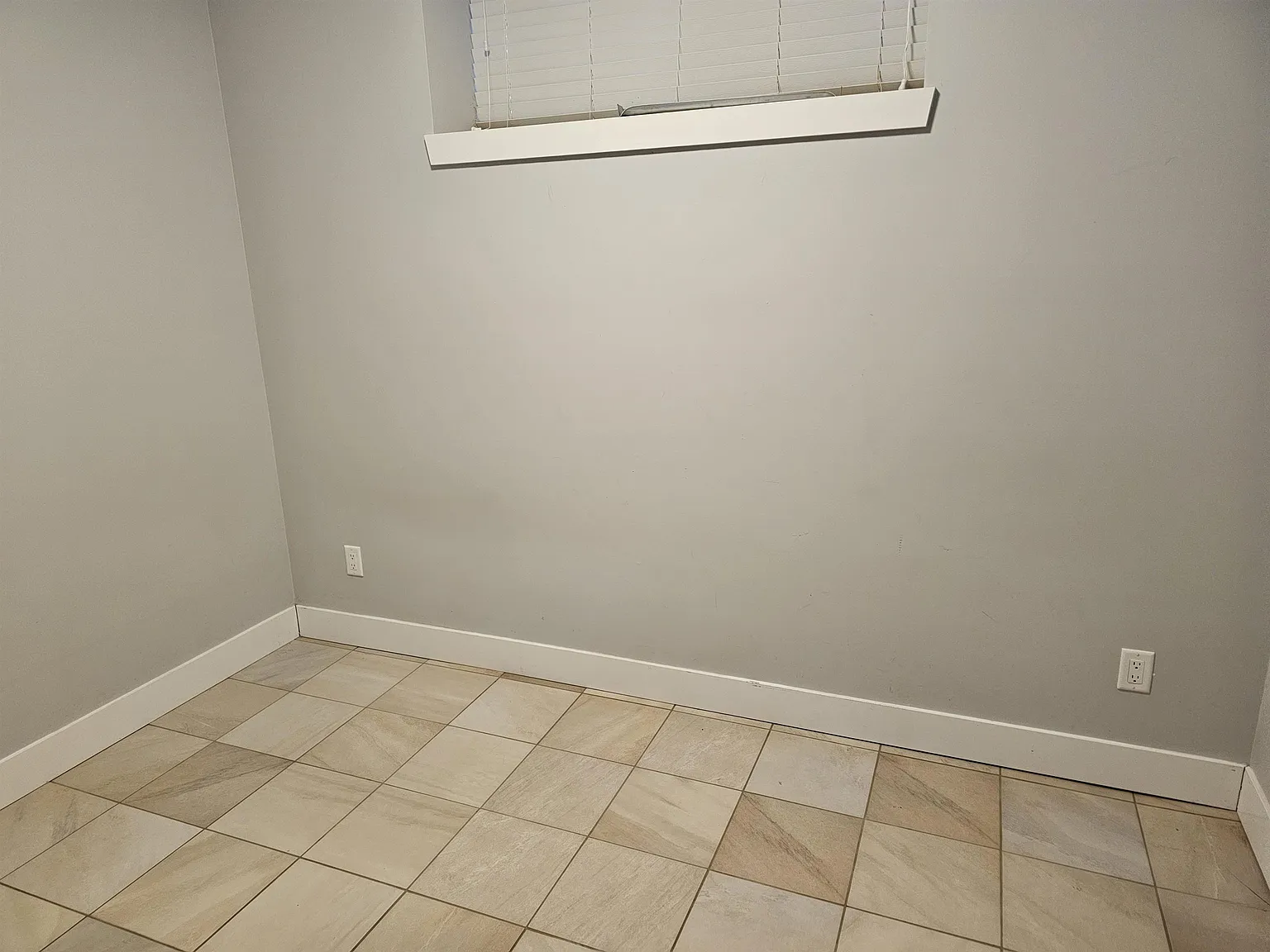 2 bed, 700 sqft, $1,800 — Photo 4