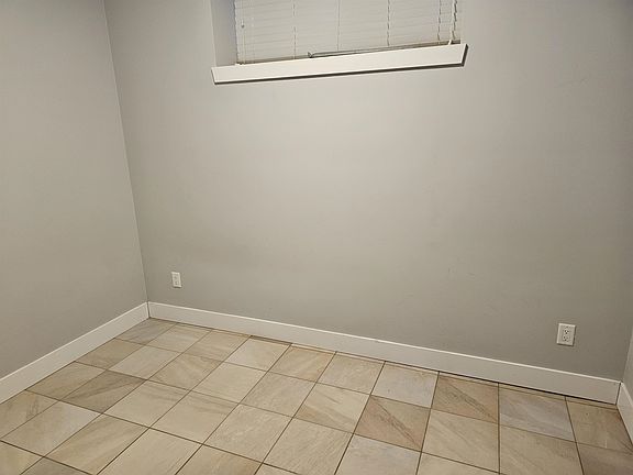 4th image of 3128 E 45th Ave