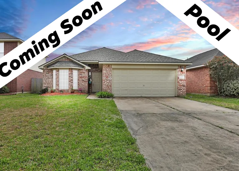 14922 Lanai Dr — Photo 1