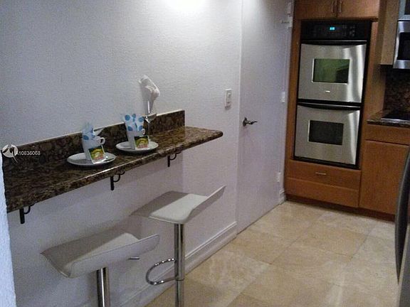 4th image of 4001 S Ocean Dr APT 3J