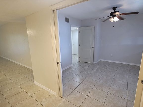 4th image of 1202 Cape Coral Pkwy W APT 107