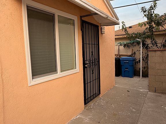 5th image of 524 N 3rd St #526-1/2