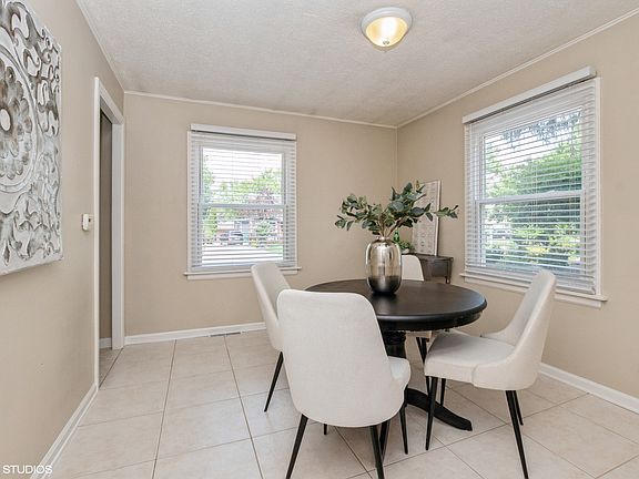 4th image of 6533 Pine Point Dr