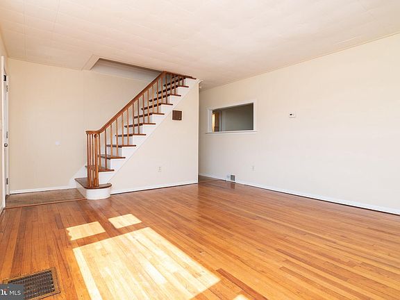 5th image of 4503 Brenford Rd