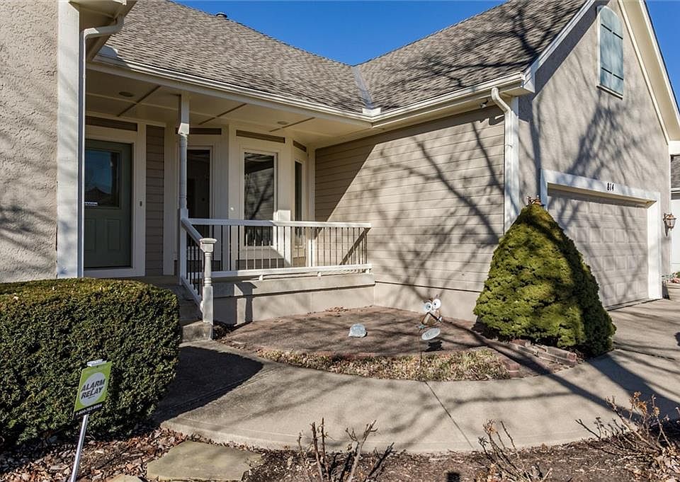 814 S Fox Ridge Dr, Raymore, MO 64083 Zillow