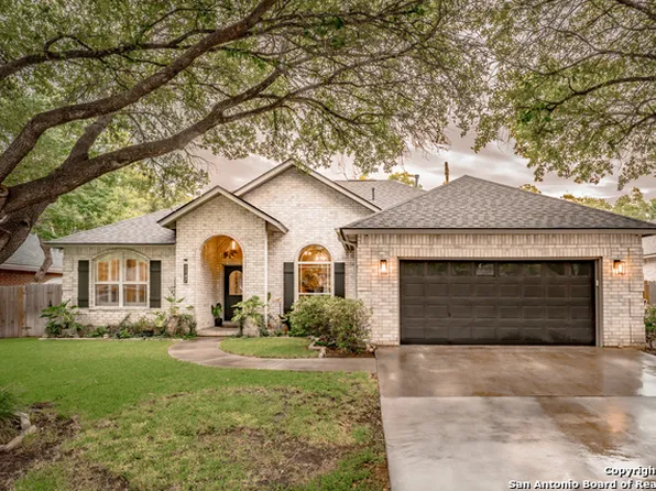 1147 Camellia Ln, New Braunfels, TX 78130