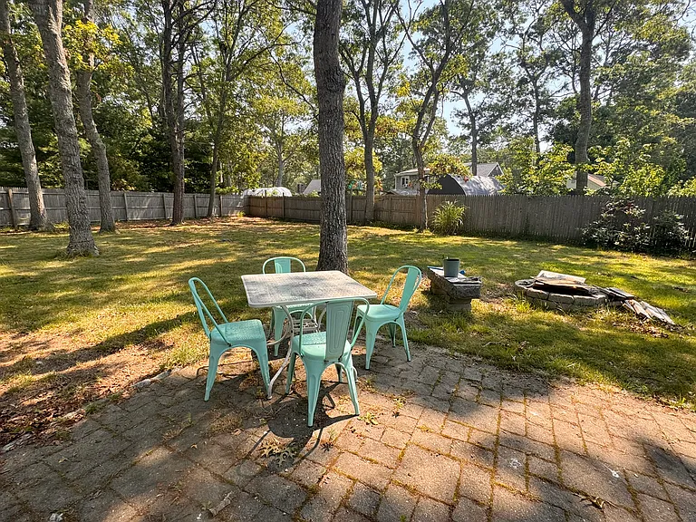 180 Kompass Dr — Photo 11