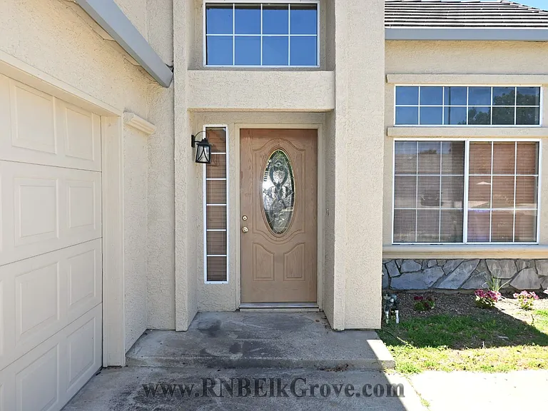 8868 Chadbury Pl — Photo 2