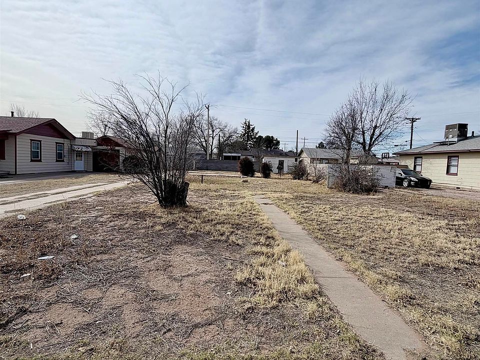 1st image of 311 E Green Acres Dr