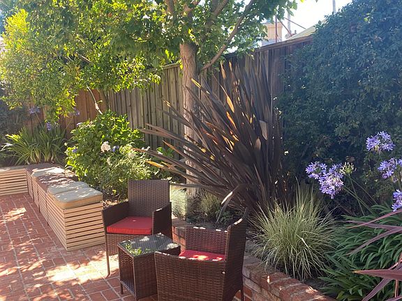 Furnished private patio for enjoying California Sunshine & Clear Skies
