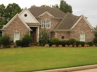 9386 Canabridge Dr, Lakeland, TN 38002