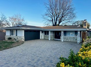 1221 Calvin Ln, Escondido, CA 92025