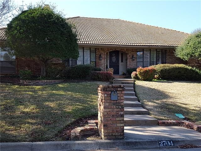 1st image of 2704 Shadow Wood Ct