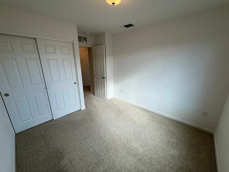 529 Autumn Breeze Cir — Photo 12
