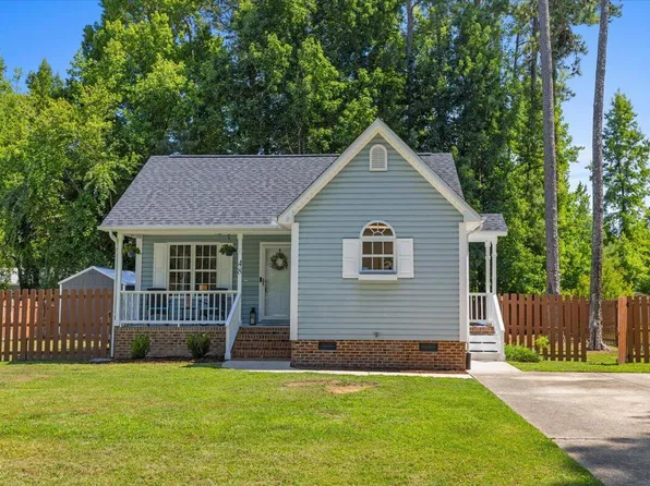 48 Hunters Way, Angier, NC 27501