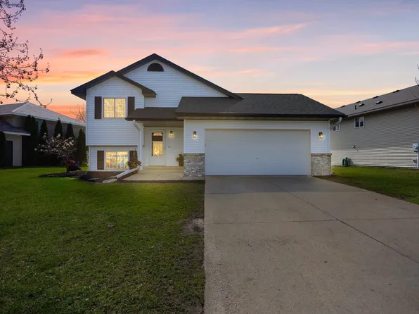 735 Harrison Dr, Big Lake, MN 55309