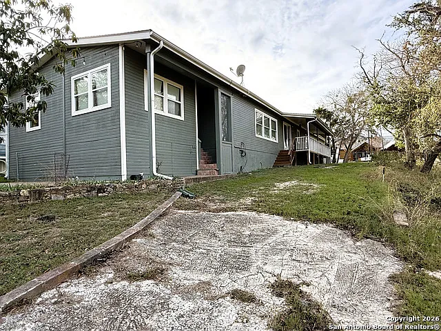 212 Thornton Ln — Photo 30