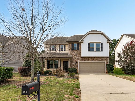 5th image of 602 Applecross Dr