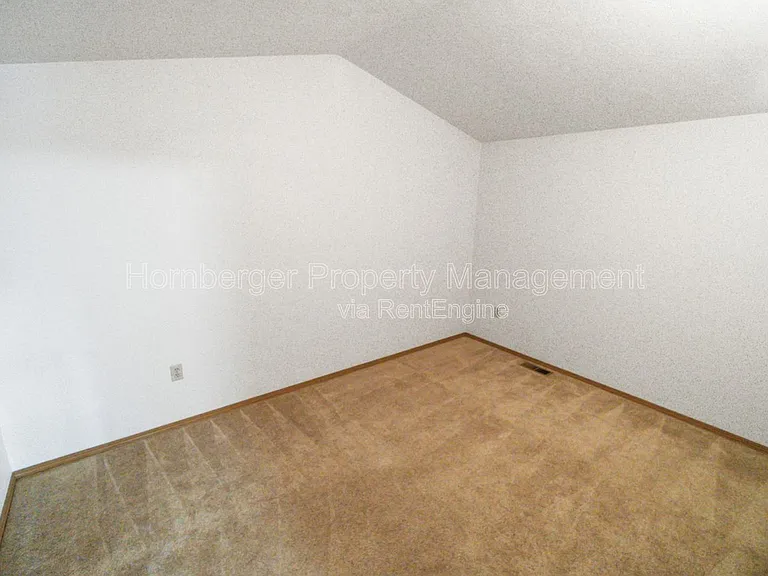 1603 E 33rd Ave #1603 — Photo 5