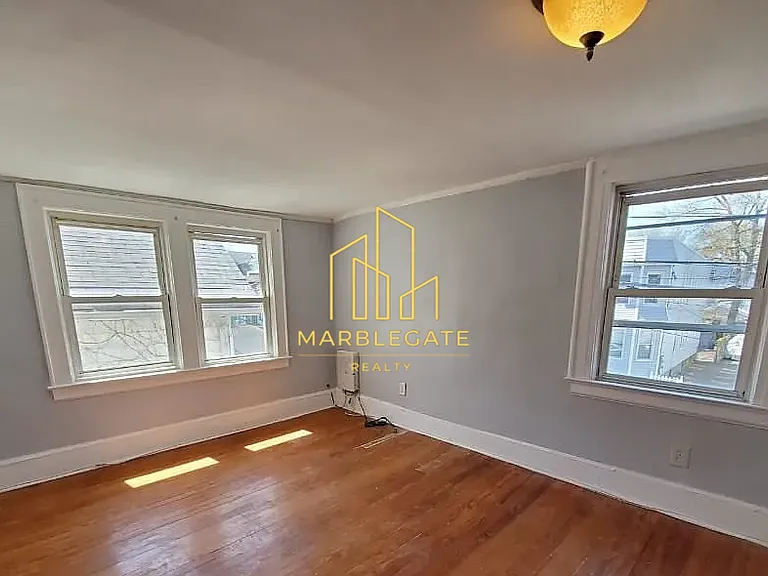 182 Dewey St #22 — Photo 5