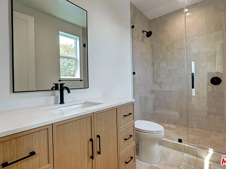 4720 Marshall Dr — Photo 13