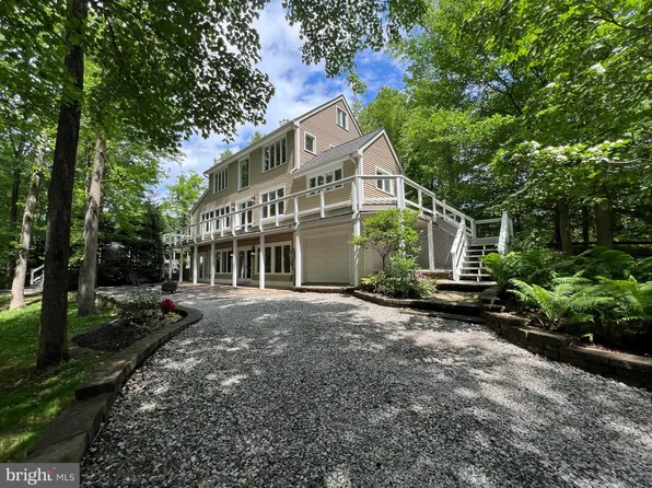 8122 Stacey Rd, Alexandria, VA 22308