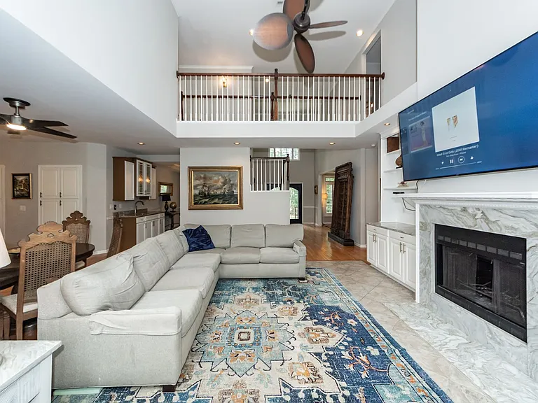2105 Williams Veneer Ct — Photo 18