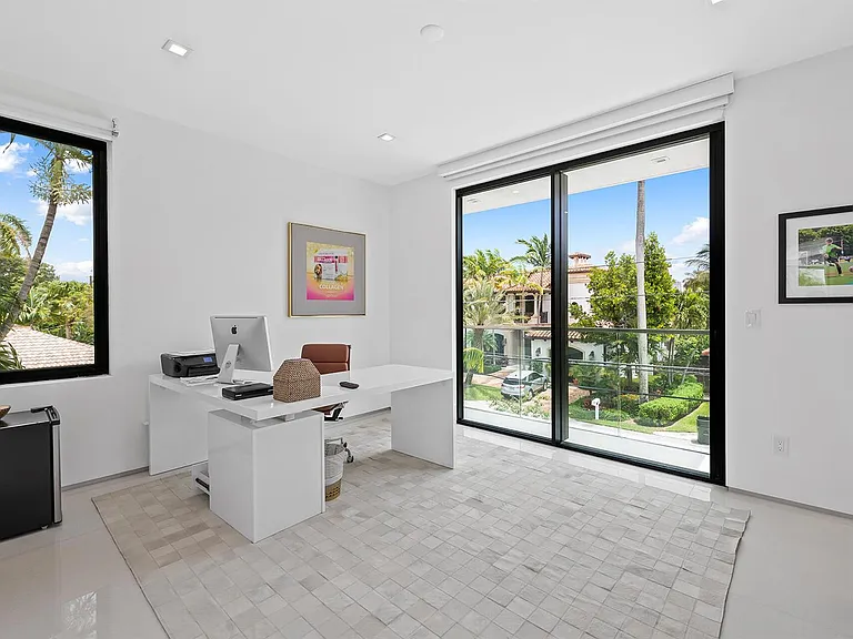 401 Lido Dr — Photo 37