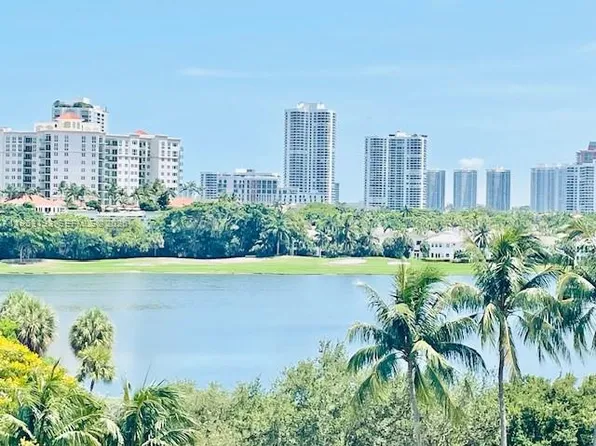 3675 N Country Club Dr APT 708, Aventura, FL 33180