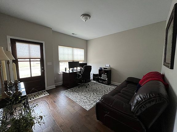 Front Den/office/sitting rm
