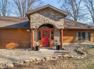 8661 County Road 427, Savannah, MO 64485