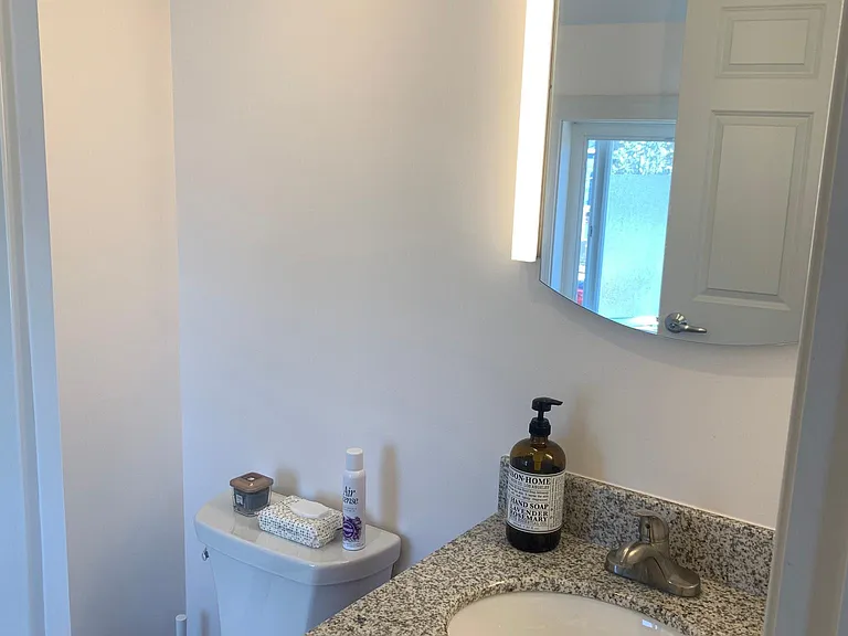 181 Cedar St — Photo 15