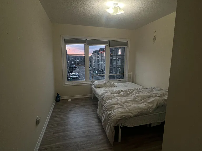 200 Veterans Dr E #100 — Photo 10