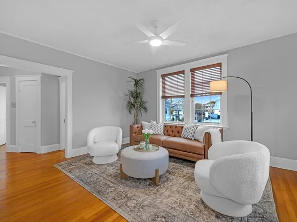 230 Massachusetts Ave APT 6, Arlington, MA 02474