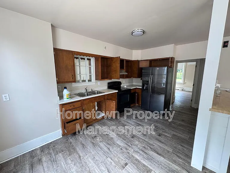136 Pottsville St #136 — Photo 8