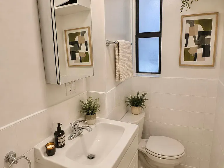 198 Elizabeth St #6 — Photo 6