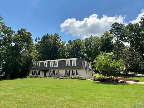 144 Lakewood Dr, Gadsden, AL 35901