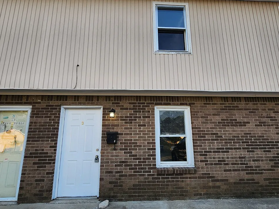 126 Cardinal Dr #5