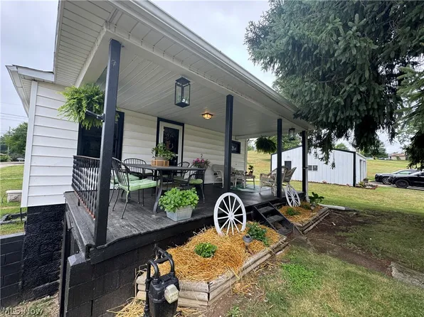 321 Rich St, Senecaville, OH 43780