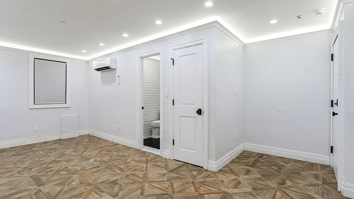 Rented by Nooklyn NYC LLC | media 5