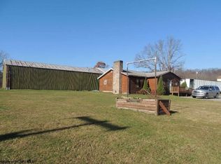 3848 Grafton Rd, Morgantown, WV 26508