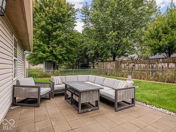 4th image of 4017 Willow Ct
