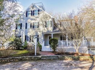 516 S Main St, Centerville, MA 02632