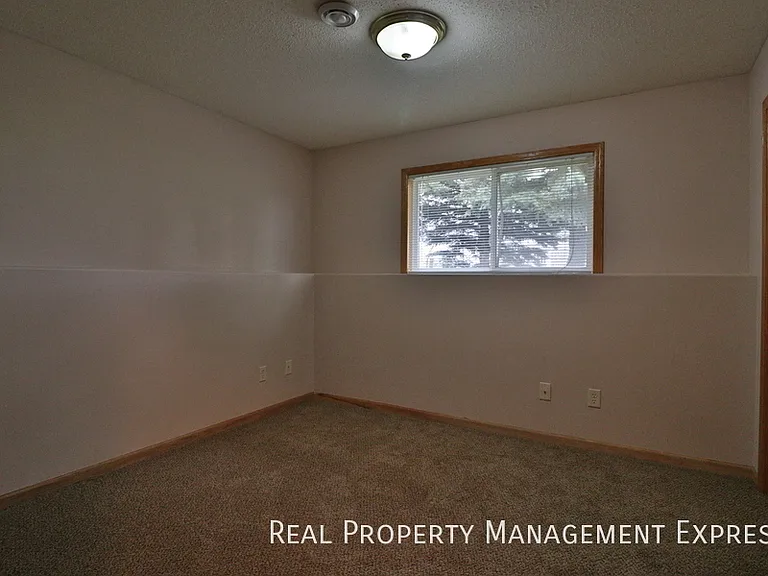 1111 S Dundee Dr — Photo 17